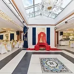 马那斯酒店