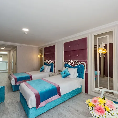 Marnas Hotel Istanboel