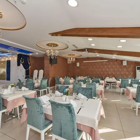Hotel Marnas