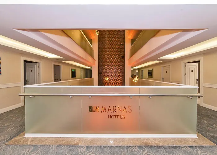 Hotel Marnas