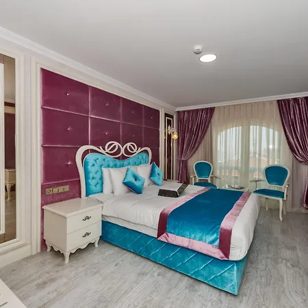 مارناس فندق 4*